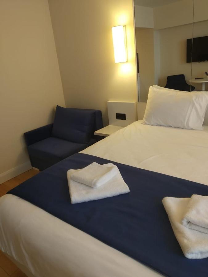 Batumius Apartments Luaran gambar