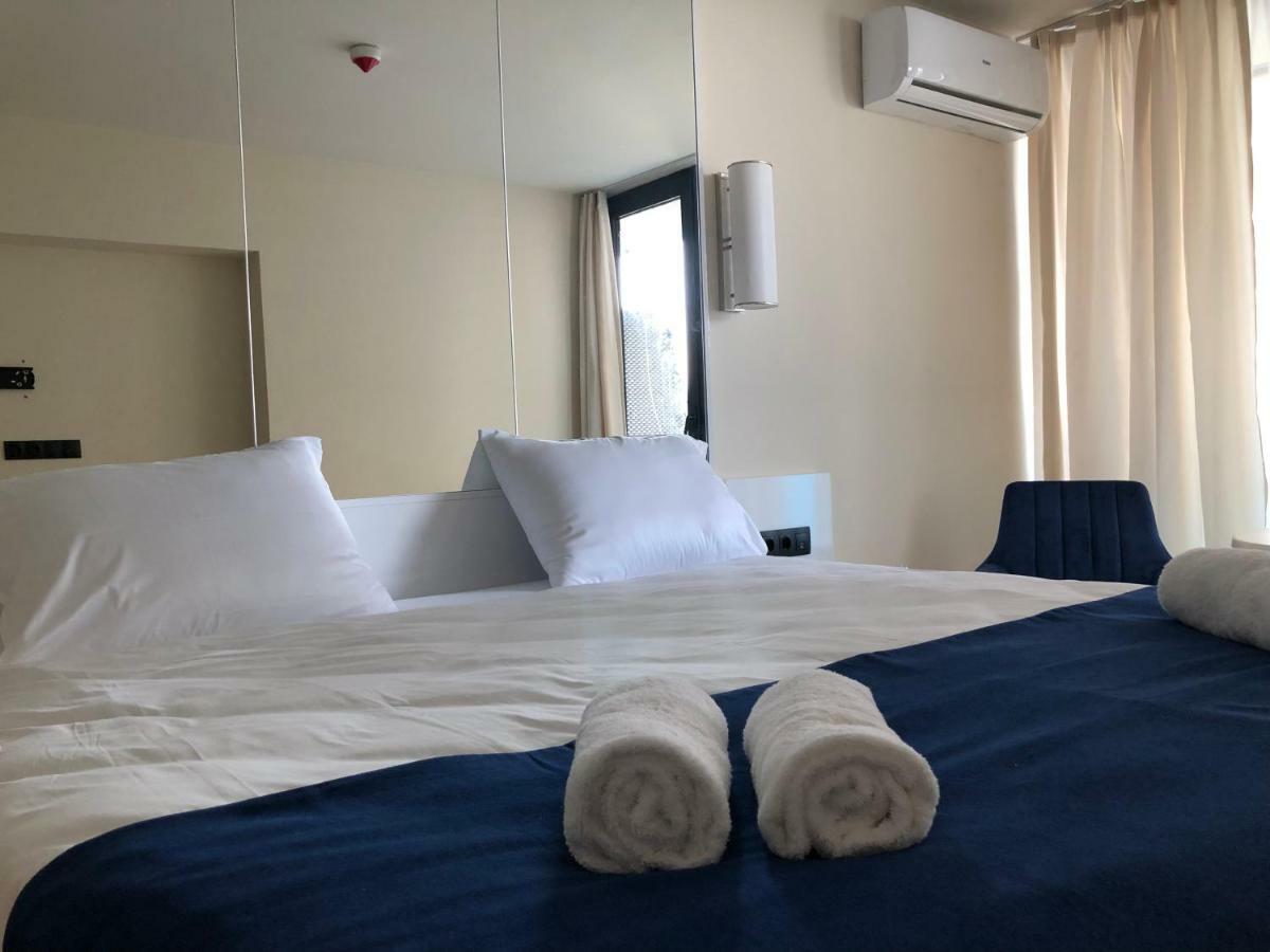 Batumius Apartments Luaran gambar