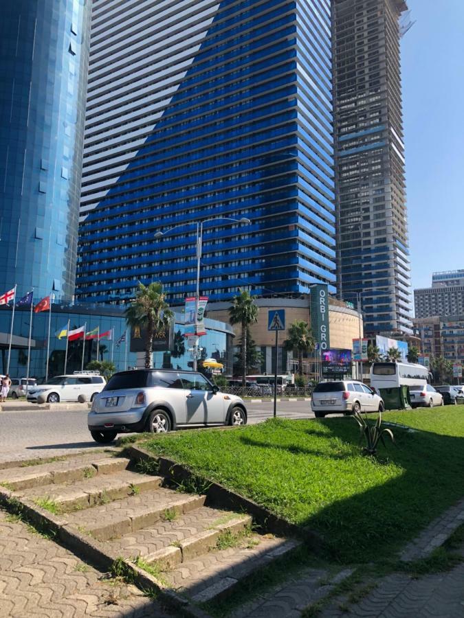 Batumius Apartments Luaran gambar